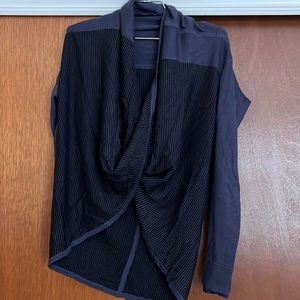 Lululemon Iconic wrap top sweater